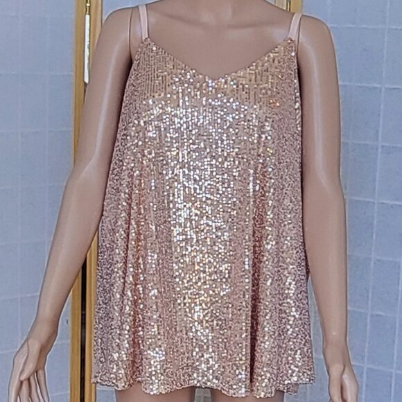 NWOT Torrid Sophie rose gold sequin spaghetti strap flowy tank top size 1 or 1X - Picture 1 of 11